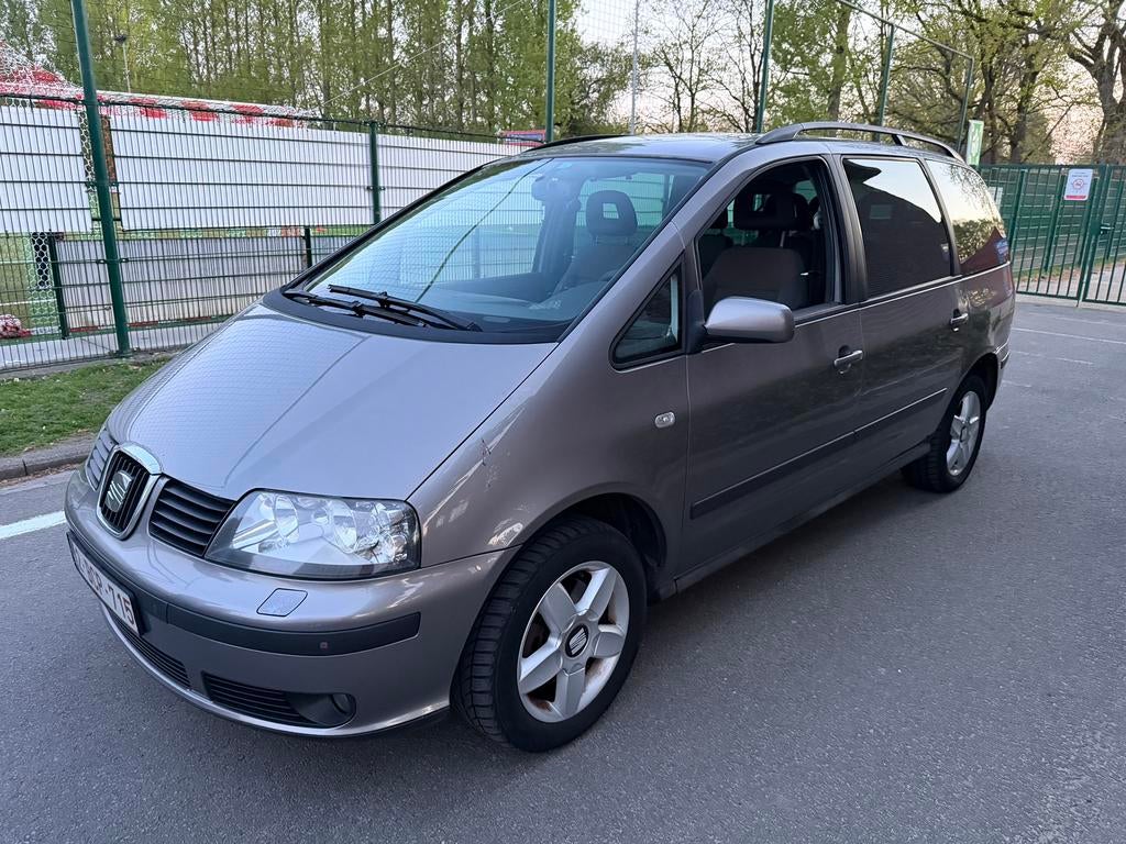 Seat Alhambra 2.0i essence AUTOMATIQUE, Achat, Attache-remorque, 5 portes, Automatique