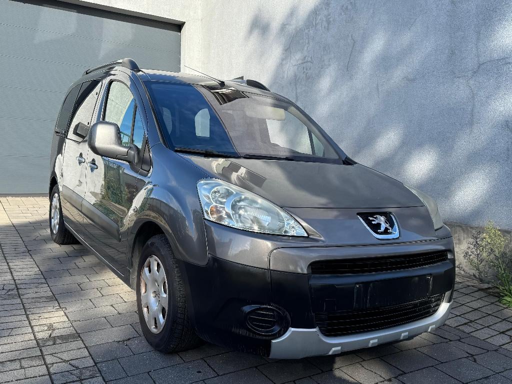 ♿🦼🦽 PEUGEOT PARTNER 1.6d 2009 105000 KM TPMR PMR INVALIDE, Argent ou Gris, Entreprise, Boîte manuelle, Entretenue par le concessionnaire