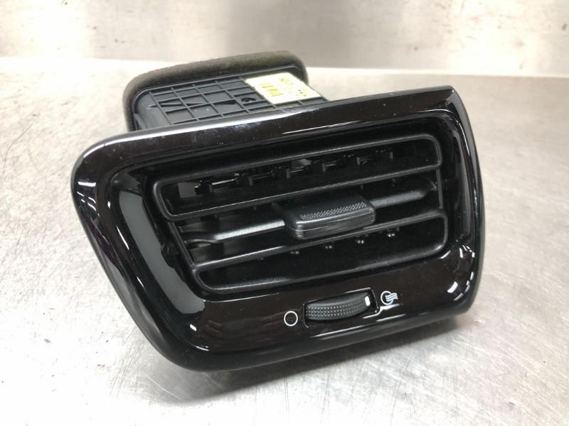 AERATEUR TABLEAU DE BORD Kia Stonic (YB) (01-2017/-), Utilisé, Kia