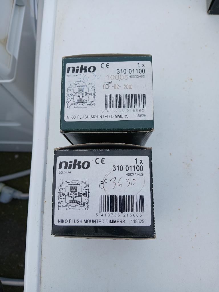 dimmers Niko nieuw, Bricolage & Construction, Enlèvement ou Envoi, Neuf, Autres types