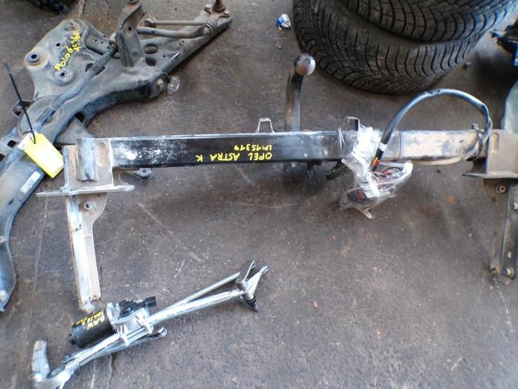 Attache remorque Opel Astra K 1.4i 110kw 2015-2020 LP/15317, Autos : Pièces & Accessoires, Attelages, Utilisé, Enlèvement