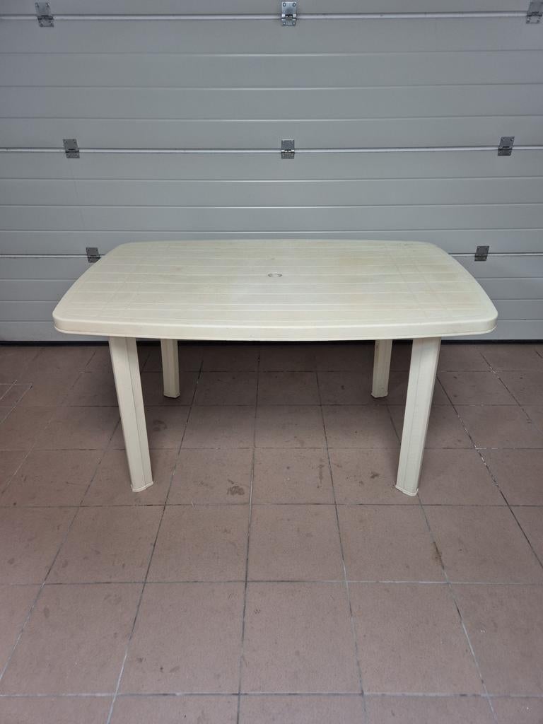 Table de jardin 6 personnes – pratique avec trou parasol, Plastique