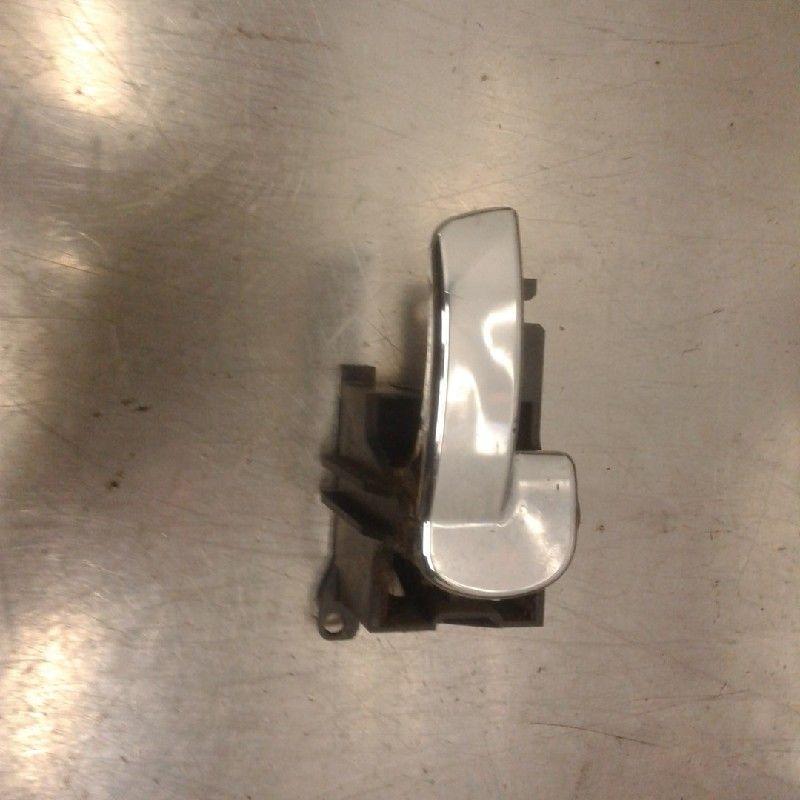 POIGNEE EXTERIEURE ARRIÈRE DROITE Nissan Navara (D40), Autos : Pièces & Accessoires, Utilisé, Arrière, Nissan