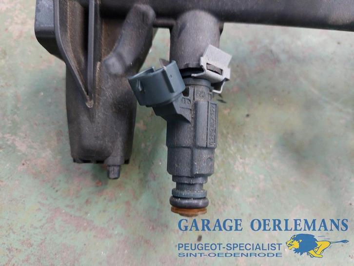injector peugeot 108 1.2 vti, Auto-onderdelen, Brandstofsystemen, Peugeot, Gebruikt, ARN erkend, Ophalen of Verzenden