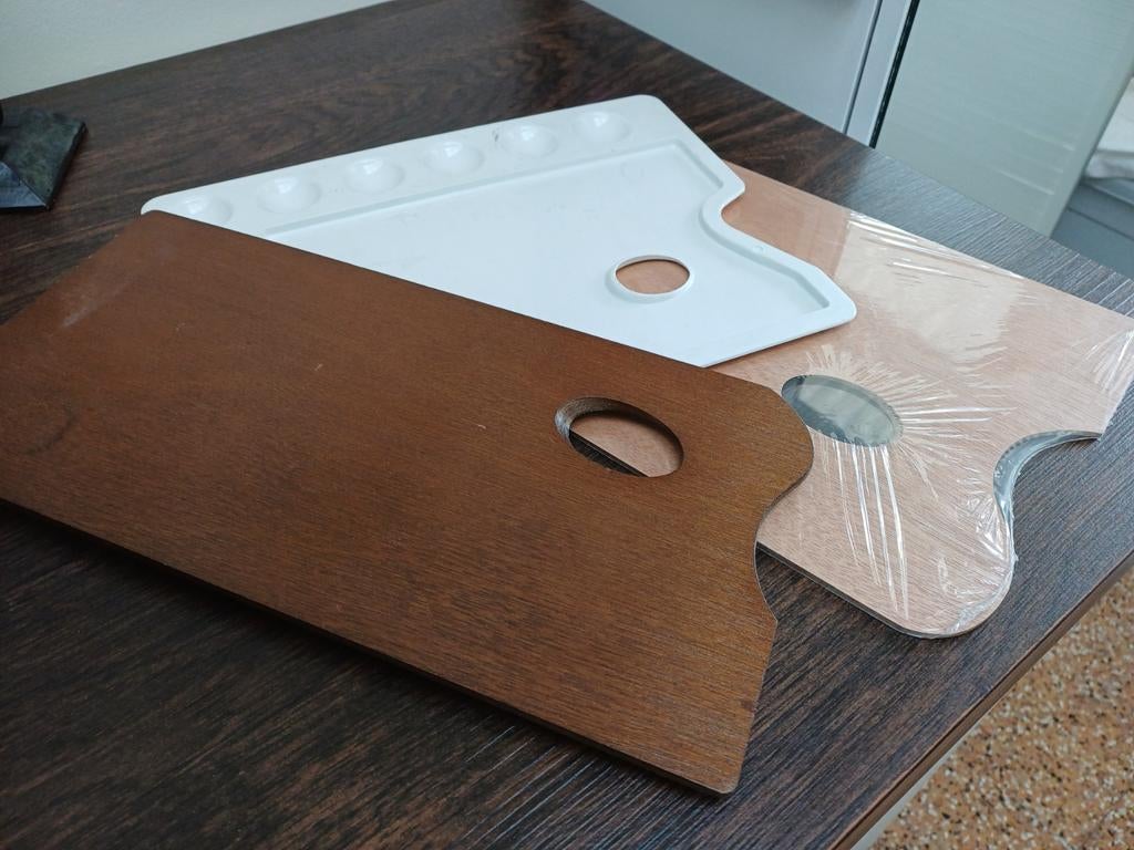 Palettes de peinture, Enlèvement