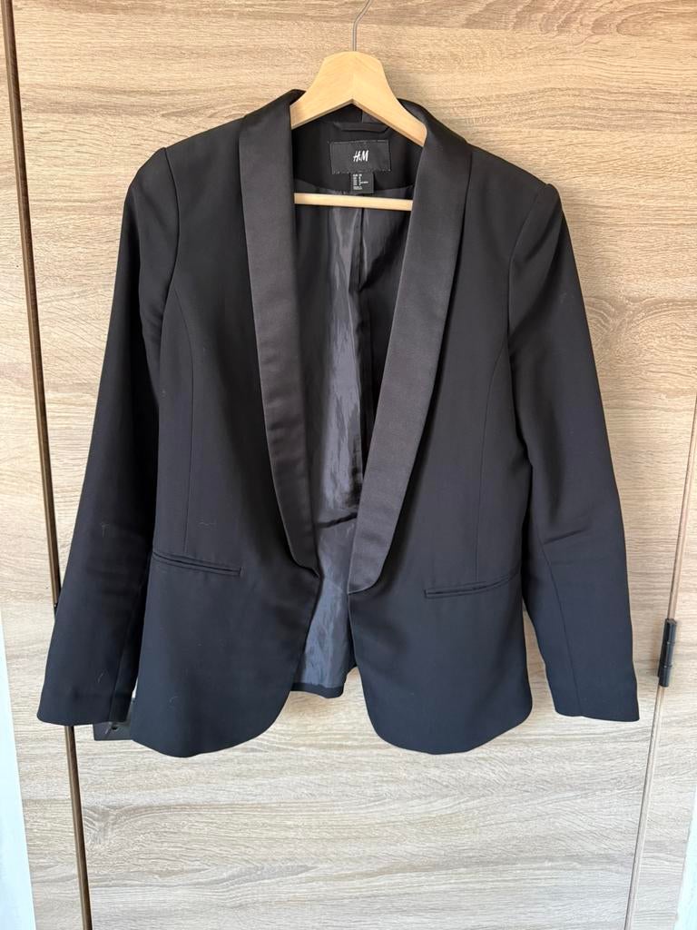Zwarte blazer H&M maat 38, Maat 38/40 (M), Zwart, Ophalen of Verzenden, Jasje