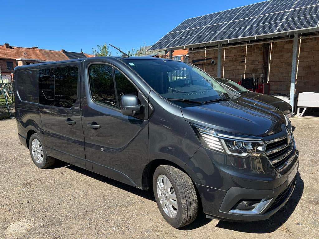 Renault trafiek 2.0 dci dubbel cabine automaat, Auto's, Bestelwagens en Lichte vracht, Particulier, ABS, Renault, Elektrisch, Automaat