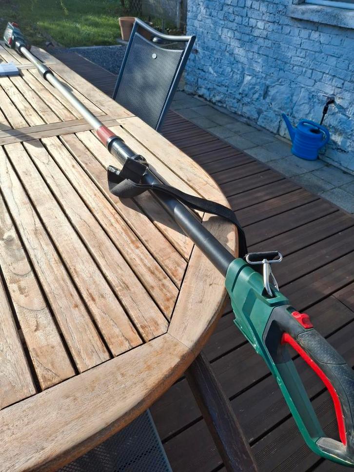 Perche élagueuse sur accu BOSCH, Jardin & Terrasse, Taille-haies, Enlèvement