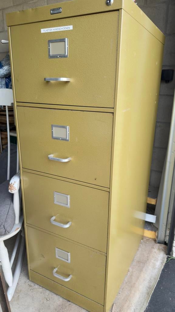 Archiefkast goudkleurig, Huis en Inrichting, Kasten | Roldeurkasten en Archiefkasten, Ophalen, Zo goed als nieuw