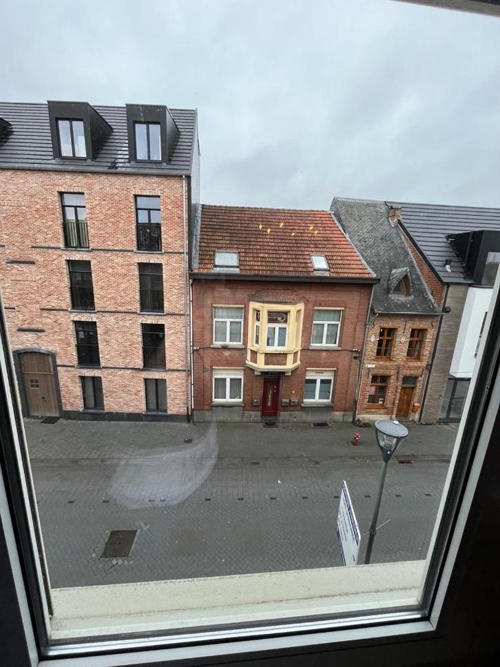 Prachtig Lichtrijk huis met Groot Zuid-Terras & Dressing, Immo, Huizen te huur, Turnhout, Tussenwoning, Direct bij eigenaar, C