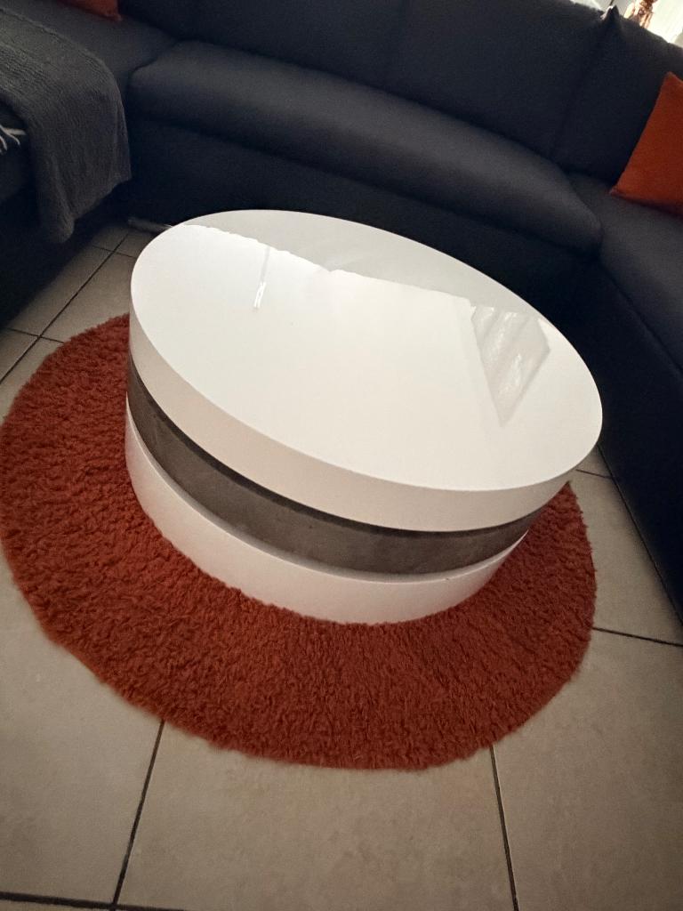 Table basse pivotante ronde JANITA béton/blanc, Moins de 50 cm, Rond, 50 à 100 cm, Comme neuf