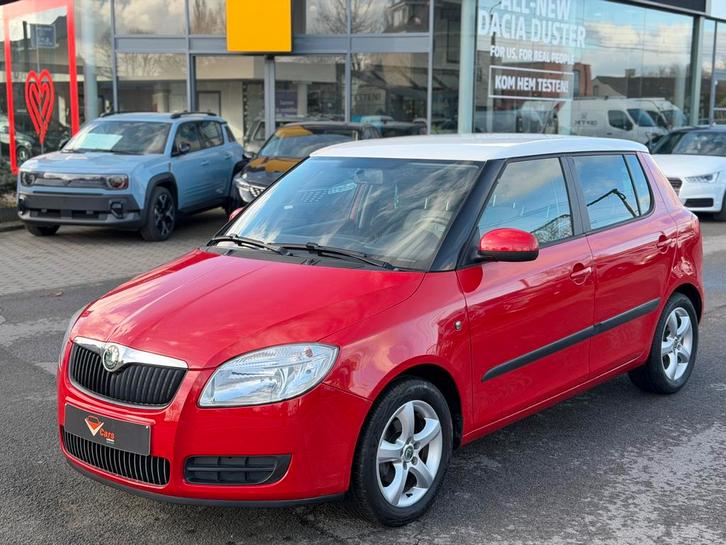 Skoda fabia benzine PERFECTE STAAT + keuring vvk, Autos, Skoda, Entreprise, Fabia, Radio, Essence, Euro 5, Enlèvement