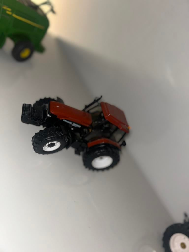 REPLICAGRI New Holland M160 1:32, Ophalen of Verzenden, Zo goed als nieuw