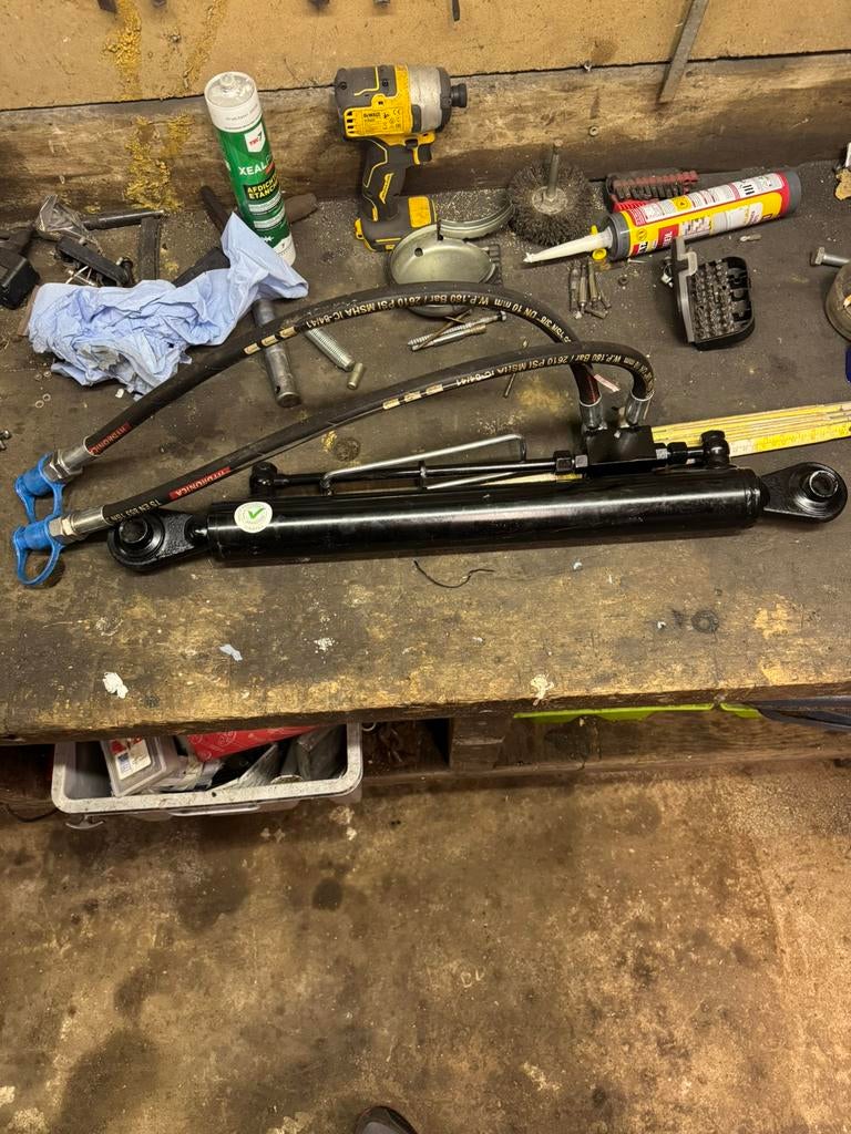 3de punt, Zakelijke goederen, Landbouw | Onderdelen | Banden, Velgen en Assen, Ophalen