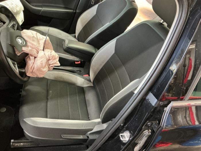 Bekleding Set (compleet) van een Skoda Rapid (Rapid 13-), 12 maanden garantie, Gebruikt, -, -