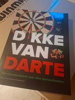 Win dit mooie dartsboek !, Sport en Fitness, Darts, Ophalen, Nieuw, Overige typen