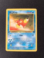Fusée par équipe non holo Magikarp 1ère édition, Hobby & Loisirs créatifs, Enlèvement ou Envoi, Comme neuf, Cartes en vrac