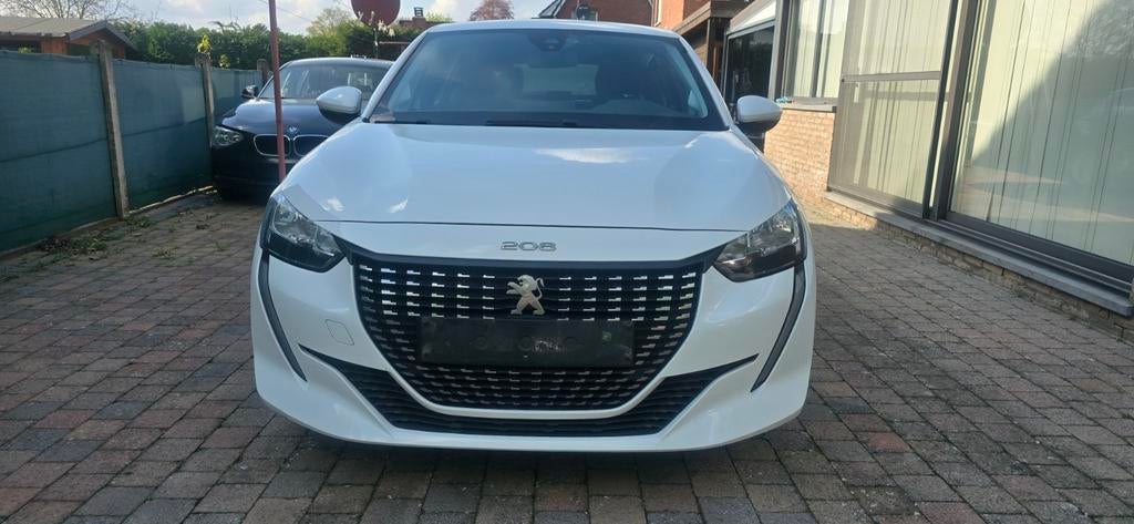 Peugeot 208 

Pack TypeActive 1.2 PureTech S&S, 75 kW, Achat, Euro 6, Boîte manuelle