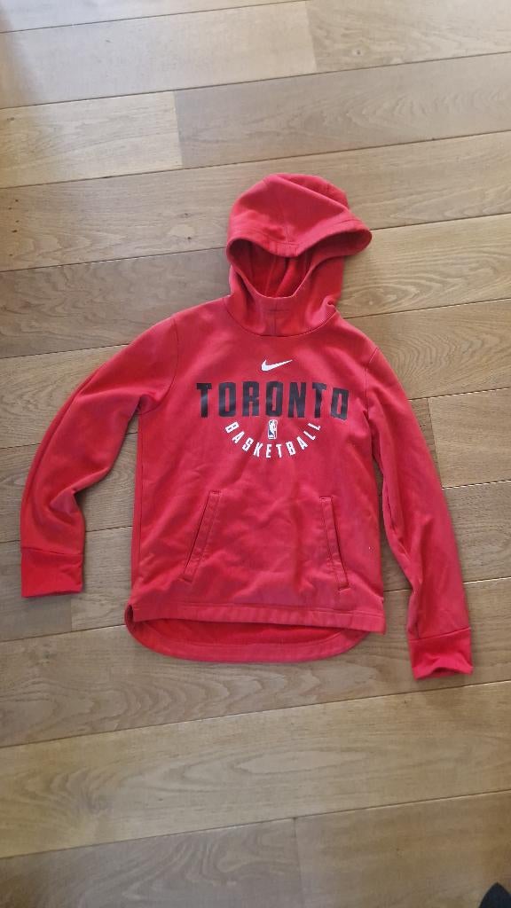 Un pull nike, Enfants & Bébés, Enlèvement, Comme neuf, Garçon, Pull ou Veste