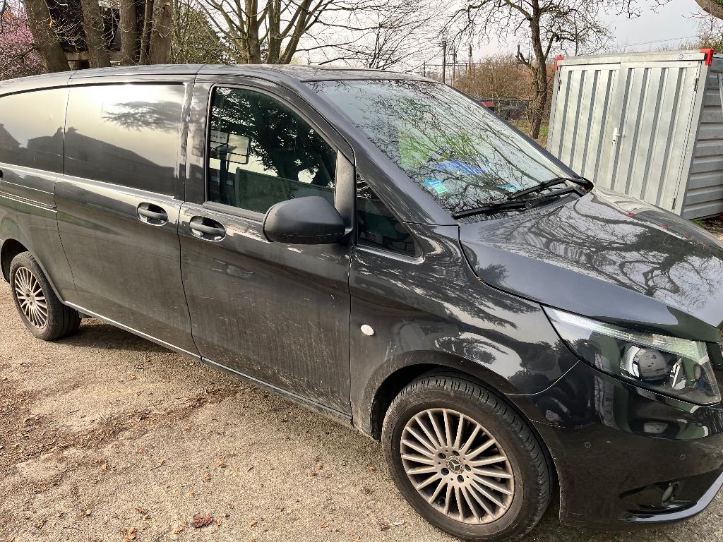 Mercedes vito 4x4 L3, Auto's, 4 deurs, Zwart, Diesel, Vierwielaandrijving