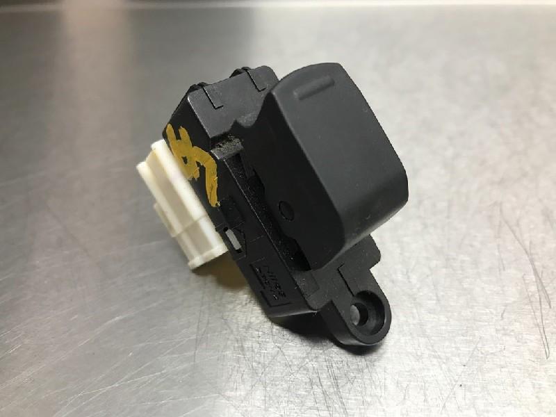 COMMUTATEUR VITRES ELECTRIQUES Suzuki SX4 S-Cross (JY), Autos : Pièces & Accessoires, Utilisé, Suzuki