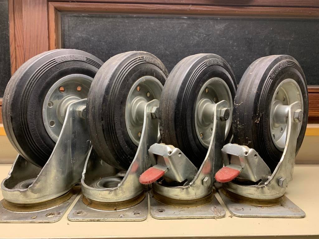 4 zware zwenkwielen (e29), Doe-het-zelf en Bouw, Zwenkwielen, Ophalen, Zo goed als nieuw