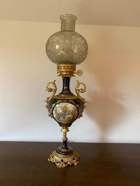 Lamp Limoges, Ophalen