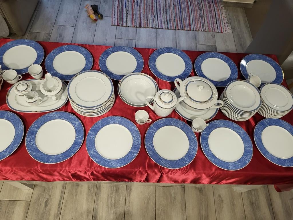 Magnifique service en porcelaine de bavaria pour 12 personne, Maison & Meubles, Cuisine | Vaisselle, Enlèvement
