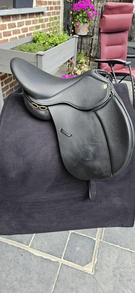 Massimo dressuur en veelzijdigheidszadel, Dieren en Toebehoren, Paarden en Pony's | Zadels, Ophalen of Verzenden, Gebruikt, Dressuur