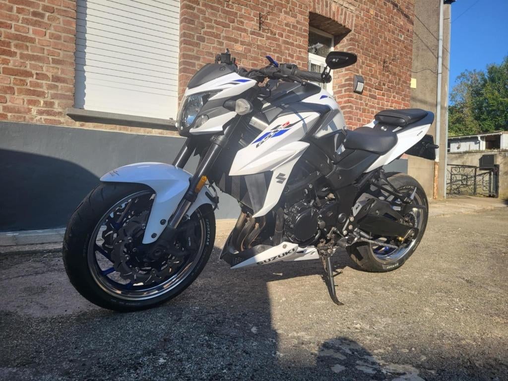 Suzuki gsx-s 750, Motoren, Motoren | Suzuki, Particulier, Naked bike, meer dan 35 kW, 4 cilinders, Motorrijbewijs A, ABS, Traction Control