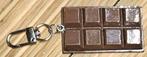 Porte-clés en forme de tablette de chocolat vintage
C'est un, Collections, Enlèvement ou Envoi