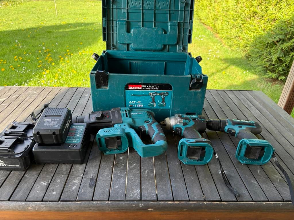 Ensemble de machine makita, Enlèvement, Comme neuf