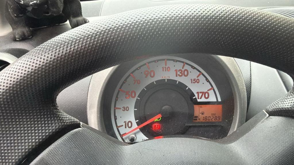 Citroen C1 5 deuren 1000cc Benzine 50 kw, Voorwielaandrijving, Euro 5, Stof, C1