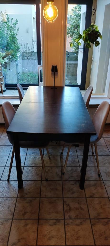 Oerdegelijke tafel voor 6-8 personen, Ophalen