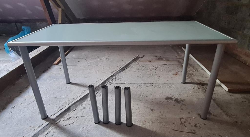 Table en verre teinté sur pied 2 hauteur disponible, Enlèvement