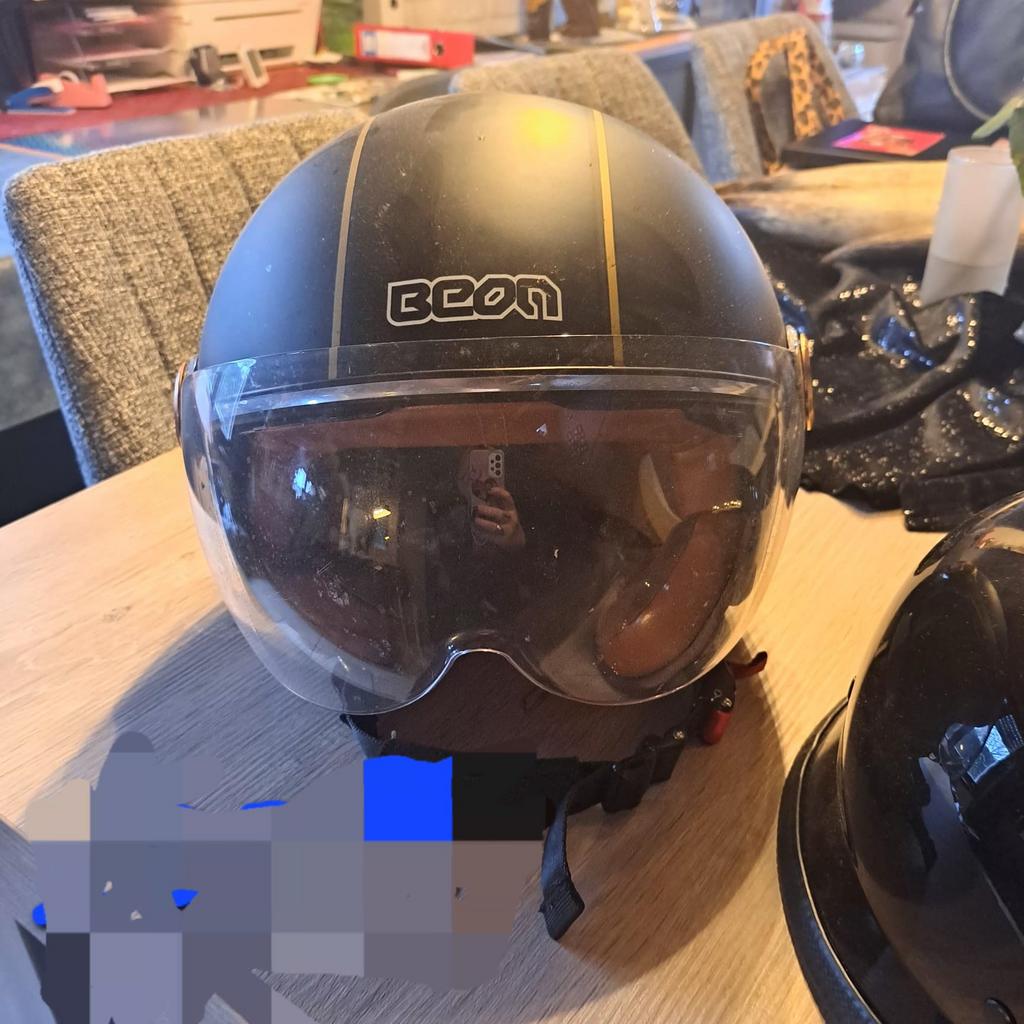Beon motorhelm met vizier – maat XL, Fietsen en Brommers, Brommerhelmen, Ophalen, Zo goed als nieuw