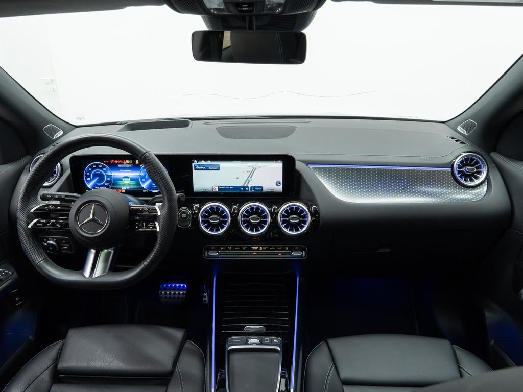 Mercedes-Benz EQA 350 4M AMG Premium Night PANO Distronic+ L, Autos, Mercedes-Benz, Cuir, Achat, Commande vocale, Carnet d'entretien