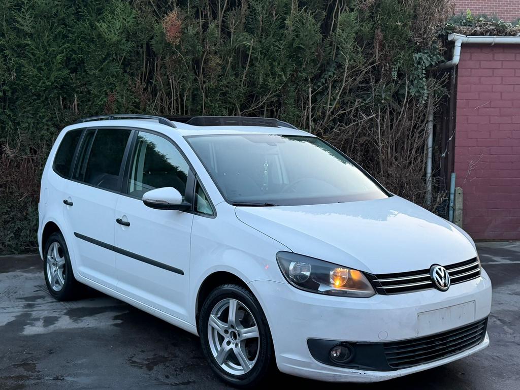 Volkswagen touran 2012 1.6 diesel 4300€ gekeurd voor verkoop, Auto's, Volkswagen, Bedrijf, 5 deurs, Te koop, Touran