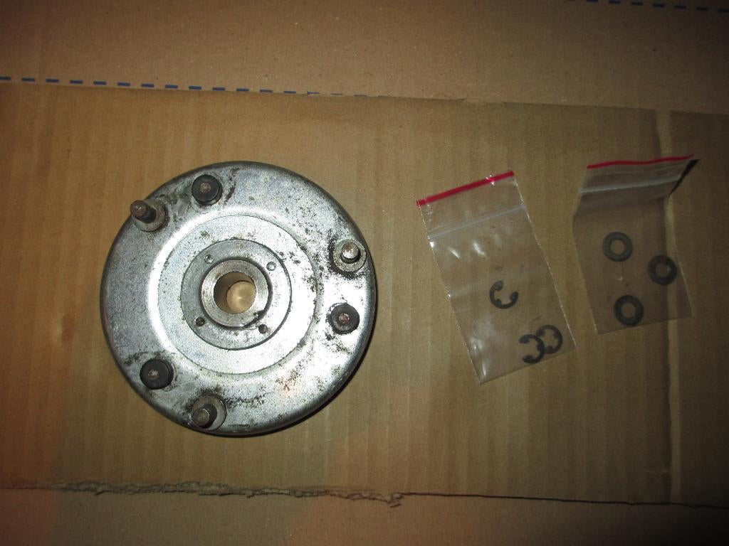 Disque d'embrayage Honda Camino, Vélos & Vélomoteurs, Pièces de cyclomoteur | Général, Enlèvement ou Envoi, Utilisé, Bloc, Honda Camino