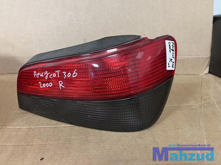 PEUGEOT 306 HATCHBACK Rechts achterlicht 1993-2003, Auto-onderdelen, Verlichting, Peugeot, Gebruikt