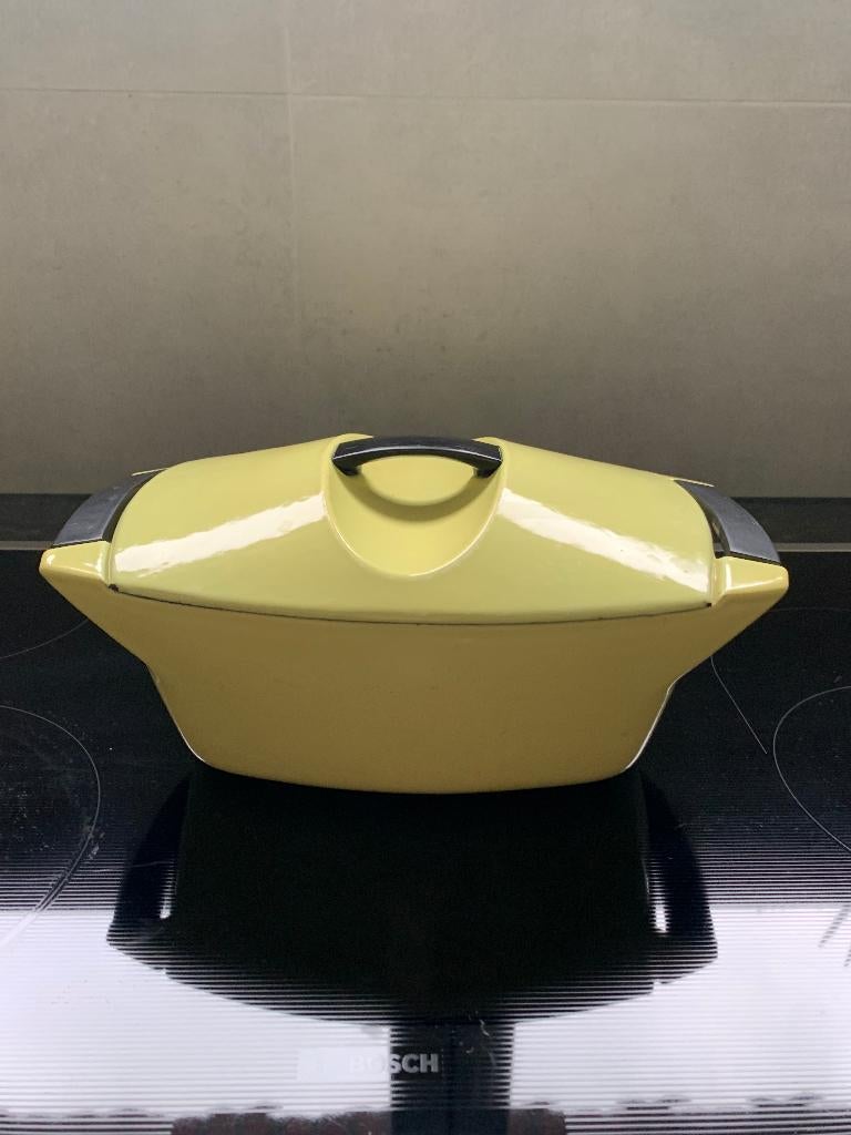 Casserole Le Creuset Raymond Loewy 3,5 L, Enlèvement ou Envoi, Utilisé, Plaque céramique, Fonte