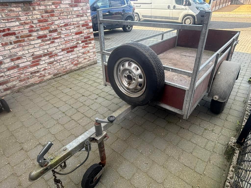 aanhangwagen enkelasser, Ophalen, Gebruikt