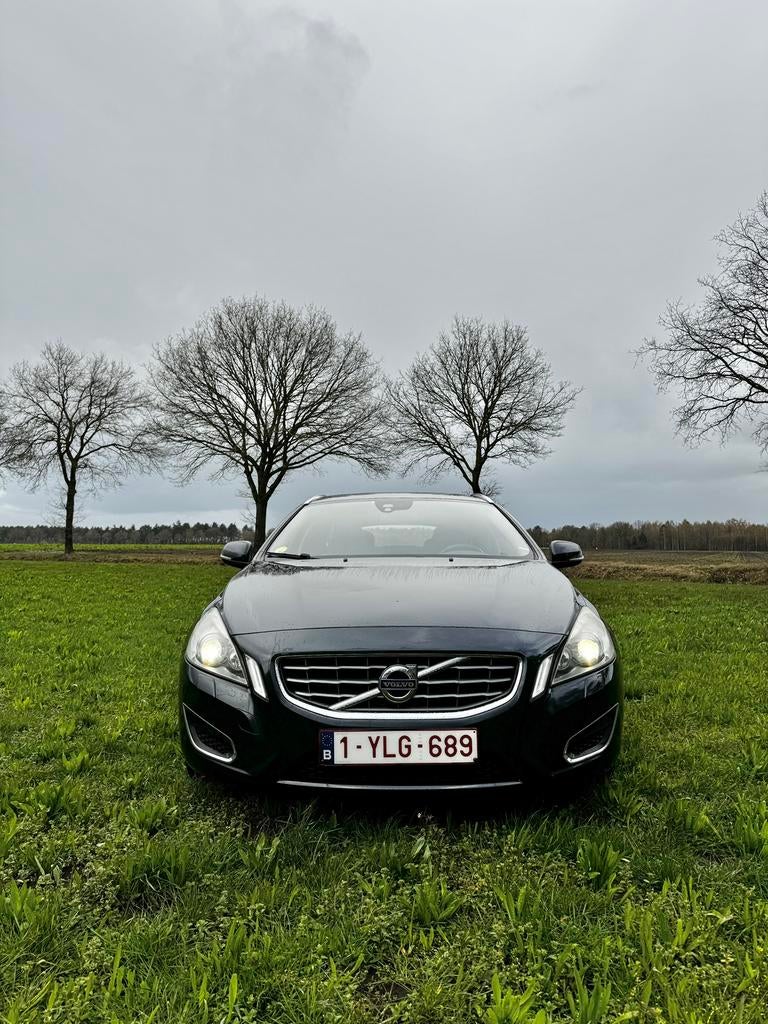 Volvo V60 163pk volledig leder, Autos, Volvo, Particulier, V60, Diesel, Cuir, Enlèvement