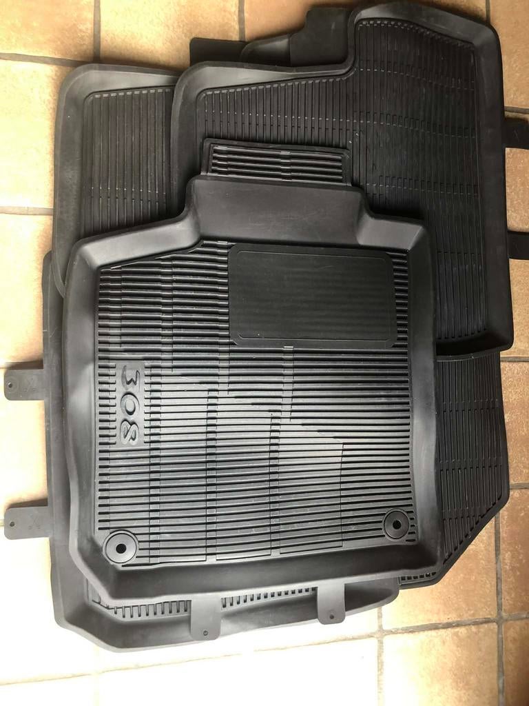 Tapis caoutchouc de Peugeot 308 d’origine neufs, Autos : Divers, Tapis de voiture, Enlèvement, Neuf