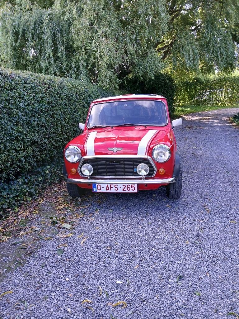 oldtimer auto, Voorwielaandrijving, Zwart, Leder en Stof, Handgeschakeld