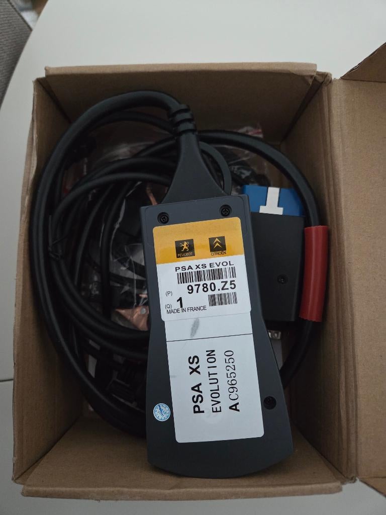 Interfaces  PSA, Autos : Divers, Garages