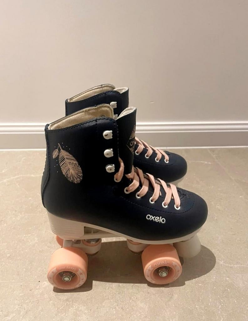 Super leuke retro rolschaatsen (Quads) - Maat 35, Sport en Fitness, Skeelers, Ophalen of Verzenden