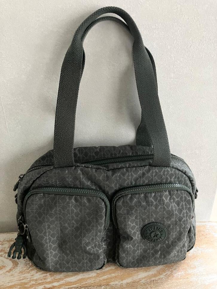 Kipling COOL DEFEA Schoudertas groen 33x22x12, Handtassen en Accessoires, Tassen | Schoudertassen, Gebruikt, Kipling, Groen, Ophalen of Verzenden