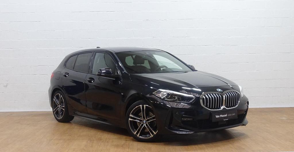 BMW 1-serie 118iA, Auto's, Gebruikt, Zwart, Zwart, Bedrijf