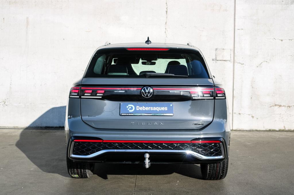 Volkswagen Tiguan 2.0 TDI 4Motion R-Line DSG 193pk!, Trekha, Autos, Volkswagen, 0 kg, Argent ou Gris, Achat, Entreprise